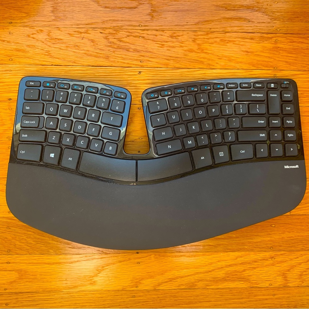 Brand New Microsoft Sculpt Wireless Keyboard